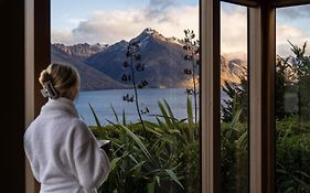 Azur Lodge